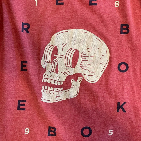 Reebok Red Skull Tee T-shirt Size Medium - Picture 4 of 8